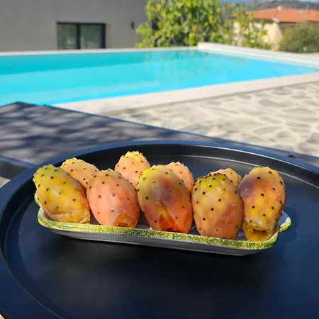 Il 10 Settembre Πανσιόν Enas